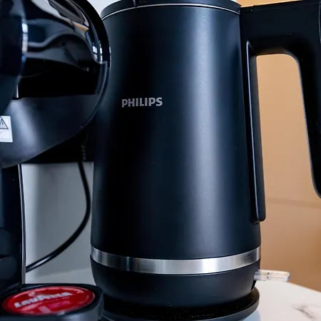 Апартаменты Fabulous Designer In