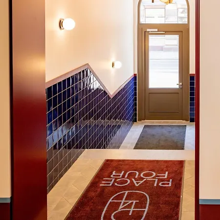 Fabulous Designer In Daire Riga