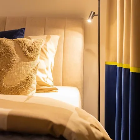 Fabulous Designer In *