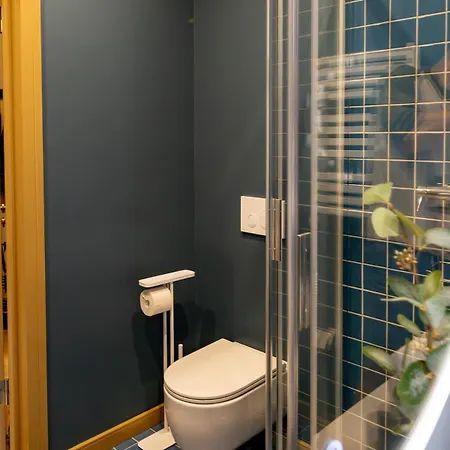 Fabulous Designer In Apartament